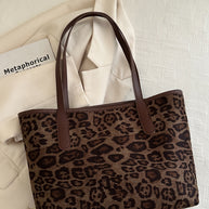 Leopard polyester tote bag, large size, imported.