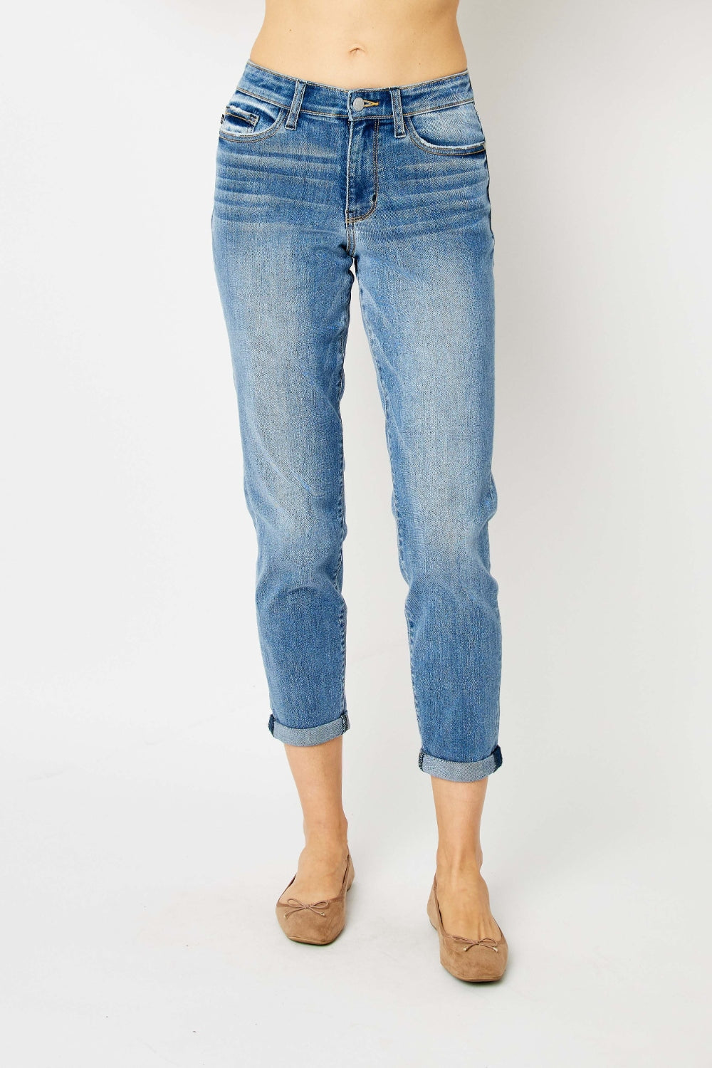 Judy Blue full size cuffed hem slim jeans on model, showcasing a modern and versatile denim style.