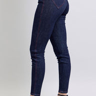 Judy Blue skinny jeans with heart-shaped back pockets, high-rise fit.